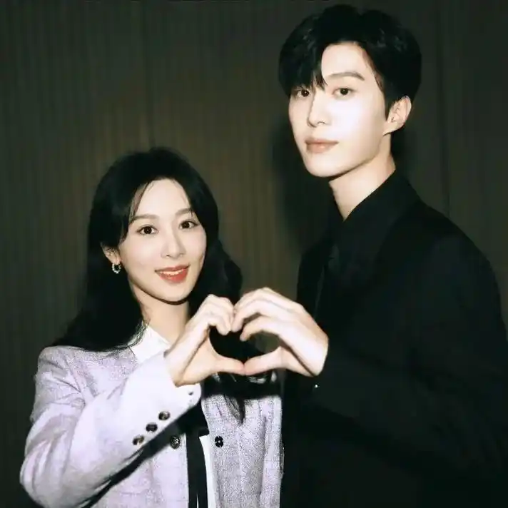 范丞丞#杨紫,青梅竹马的两个人真的是双向奔赴,蒋翼设计12