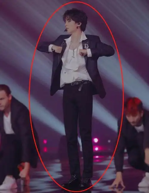 董子健真实身高跟董子健同行时的身高差