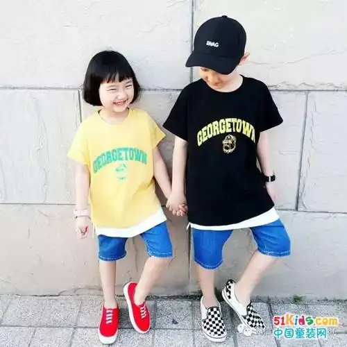 哥哥帅气妹妹美丽连兄妹装都这么潮