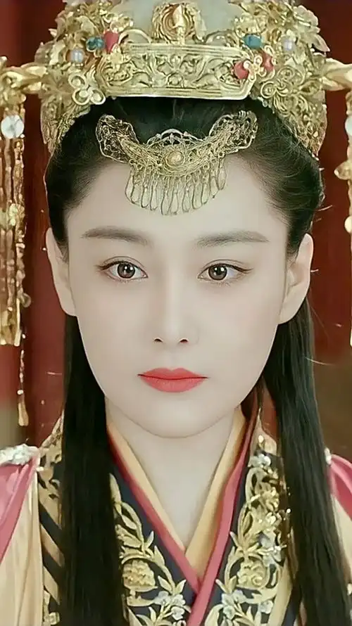 张馨予古装美人图