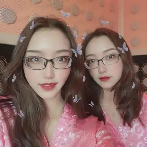 超高度近视┃双胞胎姐妹携手郑州爱尔眼科摘镜,蜕变新生,开启全新舞蹈