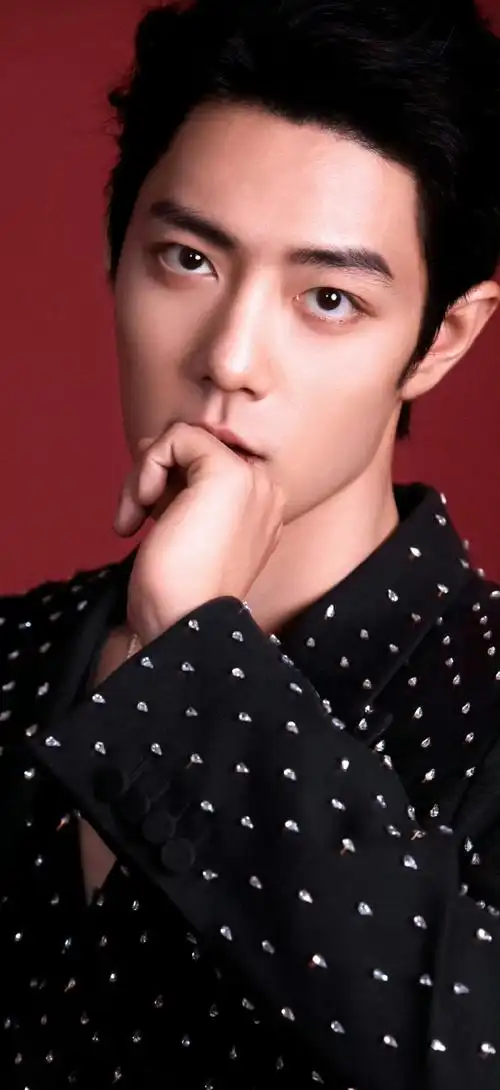 也是创意总监首个男装系列 真的太厉害了91肖战把我帅得五迷三道 这