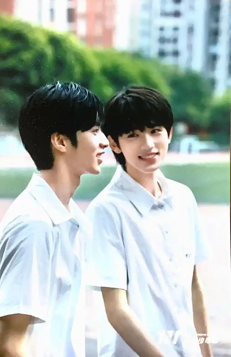 sv.#碗盆  #刘耀文 #宋亚轩 #sv #一起等雨停 自 - 抖音