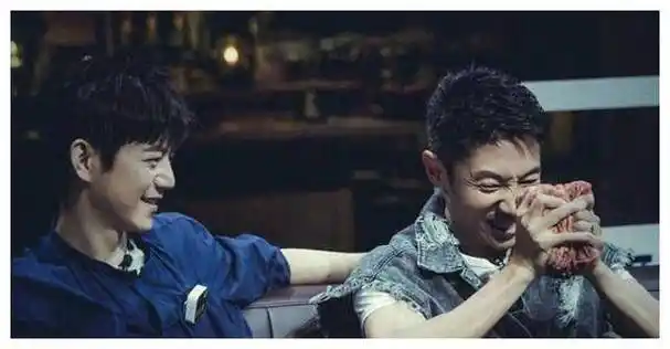 何炅工作室献礼"双北"cp合体,粉丝疯狂欢呼!_cp_场面_风波