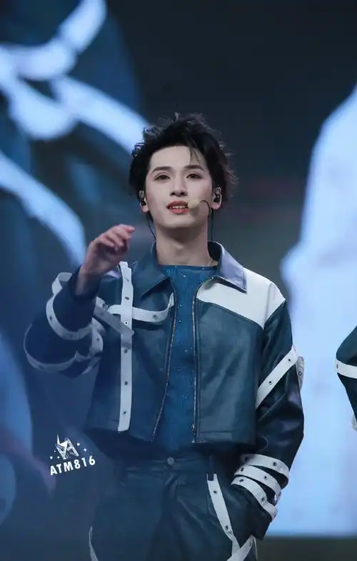 严浩翔叁重楼暨出道四周年演唱会