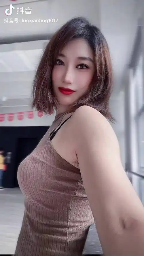 美好生活守护者爱健身的小姐姐罗显婷让每一刻都值得满眼都是你的人才