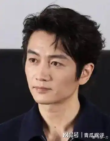 陈晓今年36岁,但是这个状态,最起码比他的实际年龄要大上十岁.