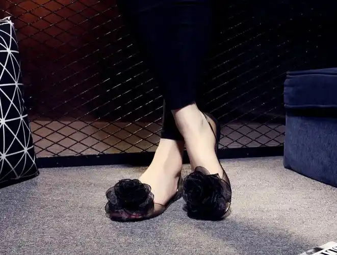 韩版新款果冻凉鞋夏女平底大花朵平底鱼嘴透明水晶塑料平跟凉拖鞋黑色