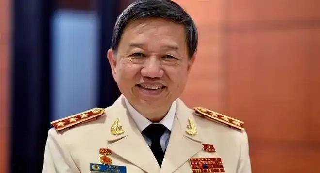 越南公安部部长苏林上将2018戊戌年新年贺词