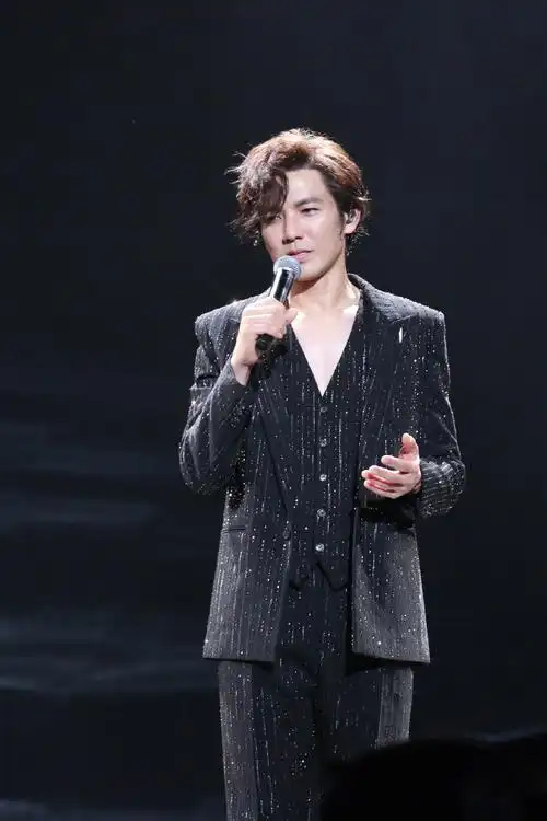 钟汉良电视剧亦舞之城##钟汉良冯睿