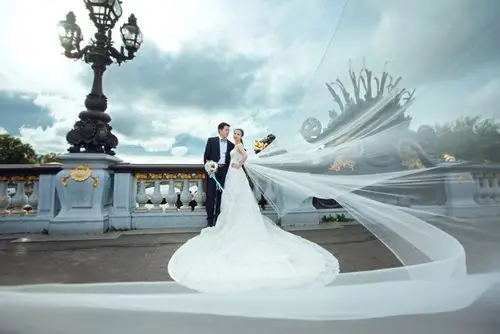 深圳巴黎婚纱摄影--chopard 推出「迪斯尼公主系列」高级珠宝