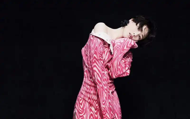 张馨予性感写真图片桌面壁纸