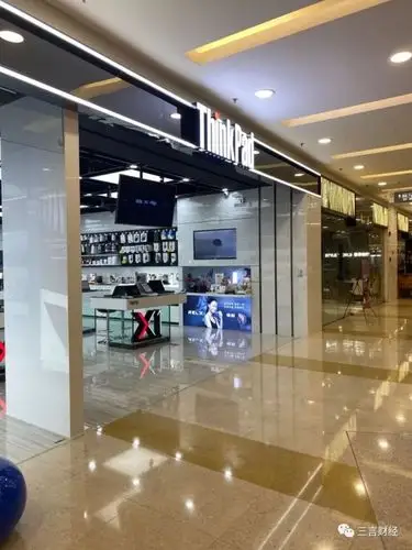 电子烟线下现状调查:专卖店门可罗雀,加微信可包邮,有小店准备停售