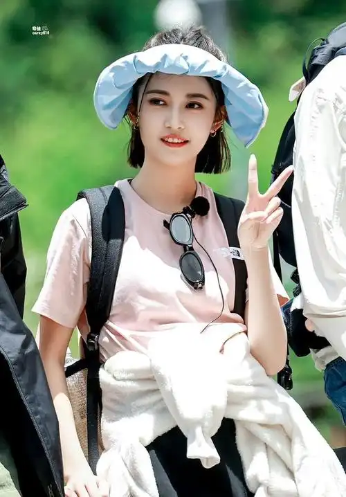 曾舜晞,陈钰琪暑与我们的夏天2路透……|曾舜晞|陈钰琪|路透_新浪新闻