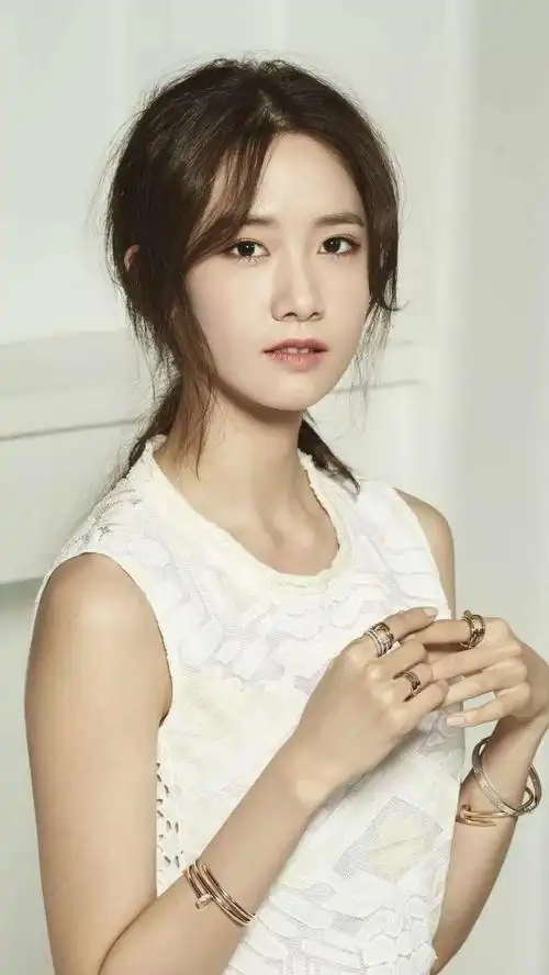 韩国女星林允儿