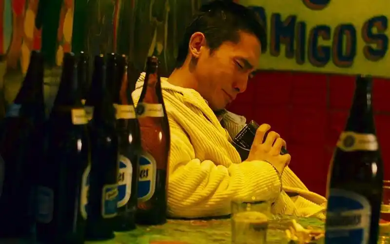 春光乍泄梁朝伟告诉你这便是他爱你的模样