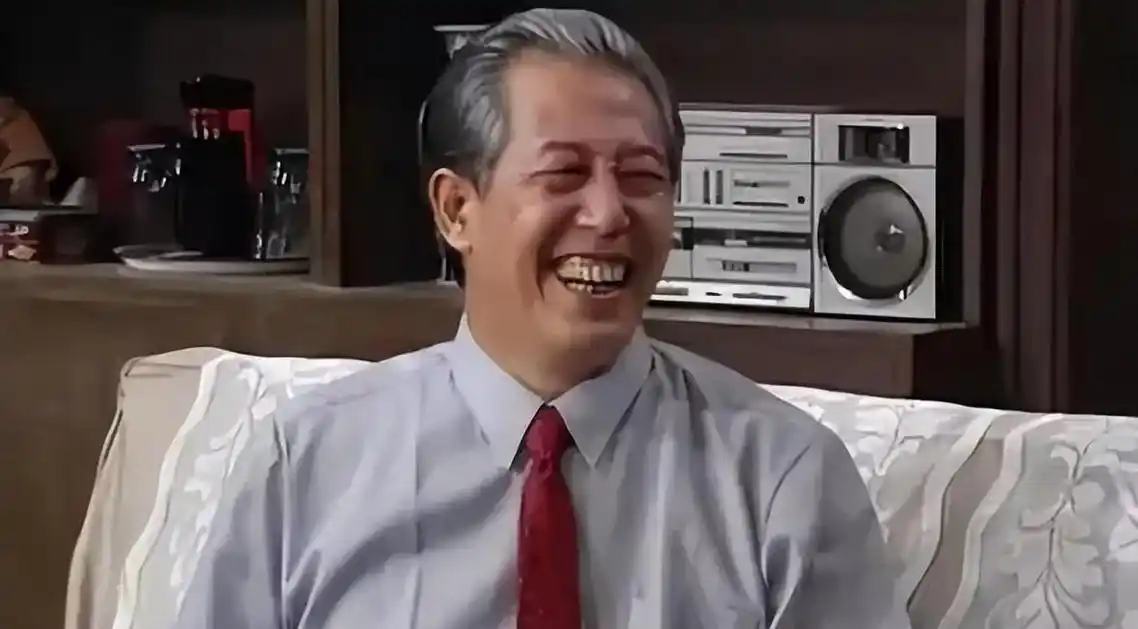 文兴宇:烟不离手一生,7字遗言震撼人心,遗孀多年难释怀