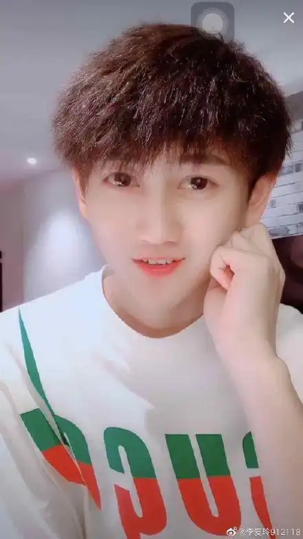 火山百变小阿宇的欢乐之夜!这么宠粉的主播哪里找!