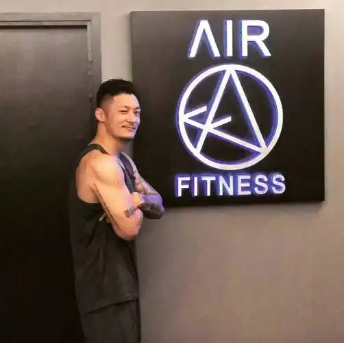 余文乐对抗本能极限灵与肉的完美升级