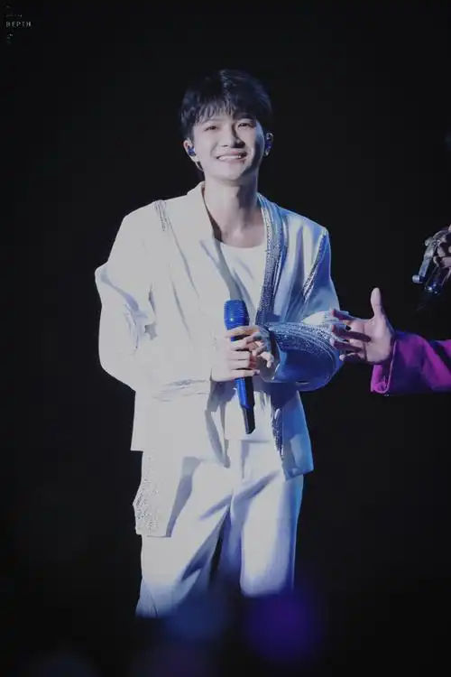 林俊杰演唱会嘉宾周深