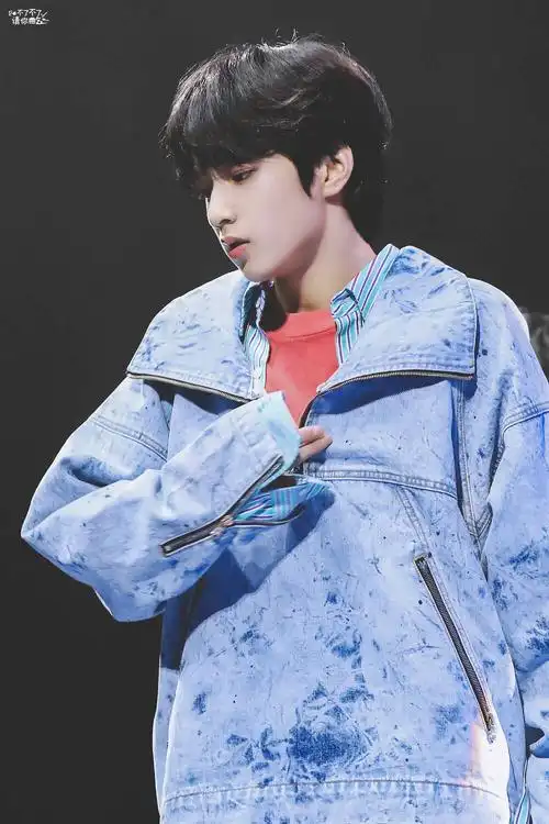 刘耀文 - 堆糖,美图壁纸兴趣社区