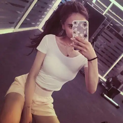 夏季纯色短款t恤女夏修身漏肚脐体恤短袖露脐装纯棉紧身高腰上衣