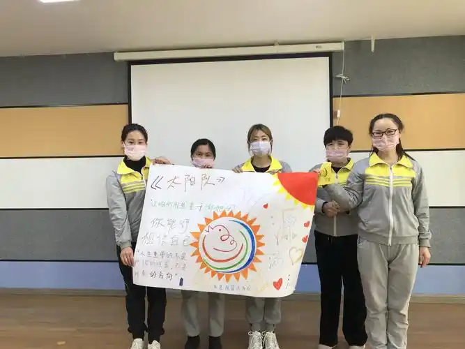 口号:让咱们用热量干倒她们!