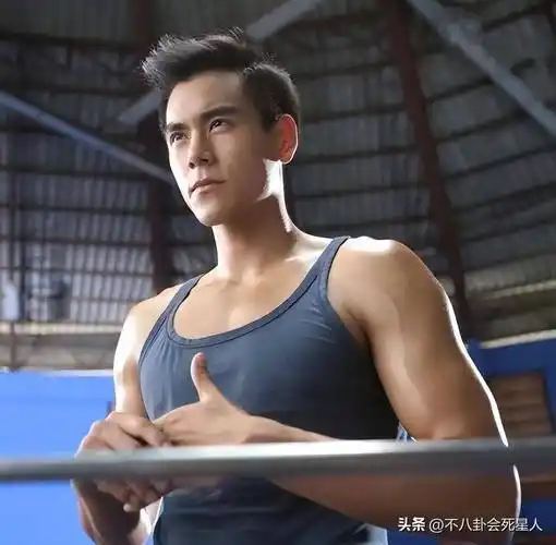 40岁彭于晏现状:不恋爱不结婚,如今已成"素人"了_李冰冰_演技_行动