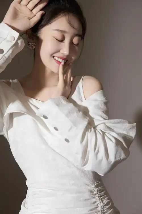 p data-id="go045yhx79">陈嘉男,1993年9月24日出生于 a target="