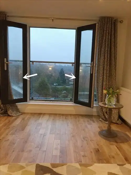 装玻璃门,跟封阳台一样,美观又通风!|玻璃窗|防盗窗|遮阳_网易订阅