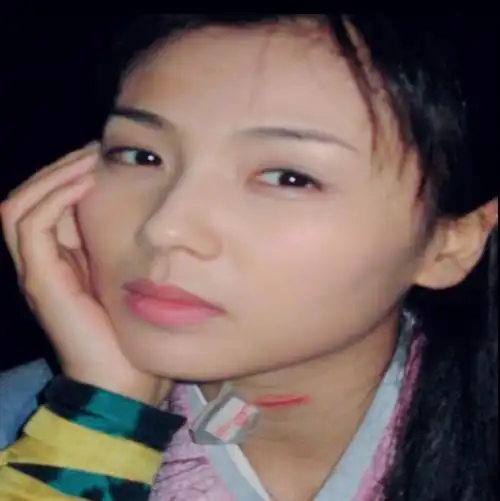 刘涛分享博客旧文 惊险动作戏留"割喉"旧伤 - 明星 - 正年轻网