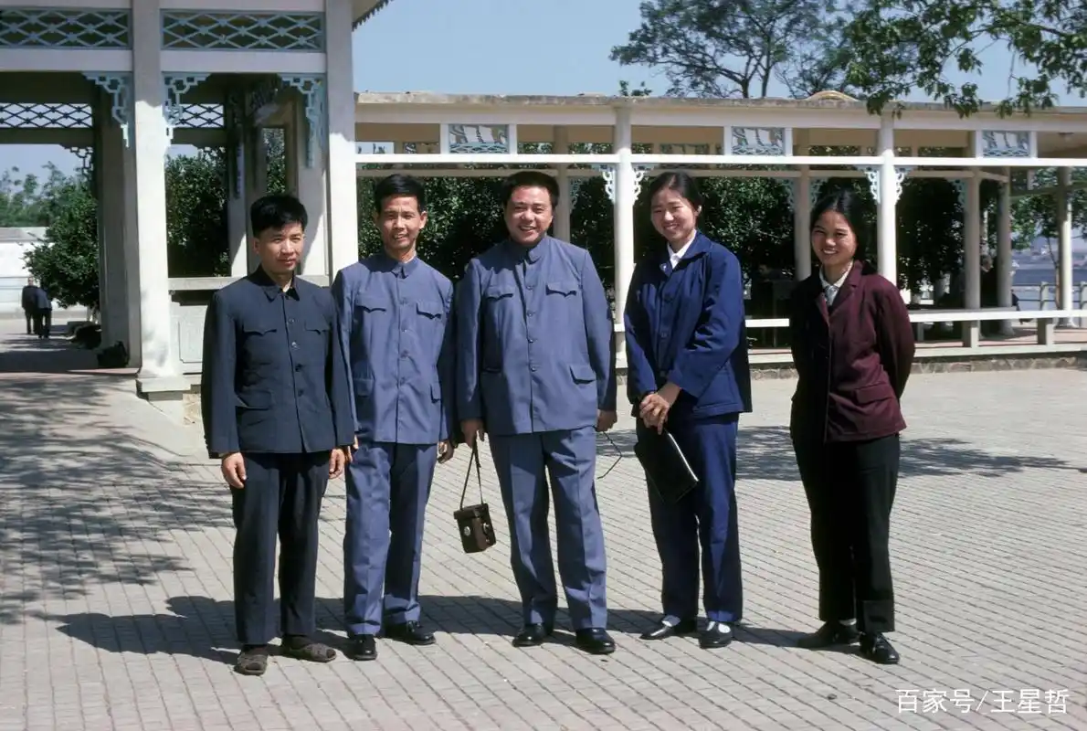 100张七十年代的中国老照片