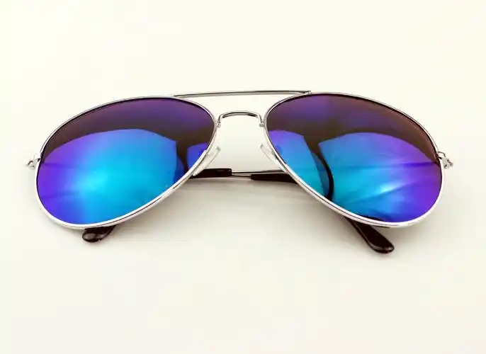 卖疯了偏光太阳镜 防紫外线墨镜蛤蟆镜 低价清仓太阳镜 摆摊.