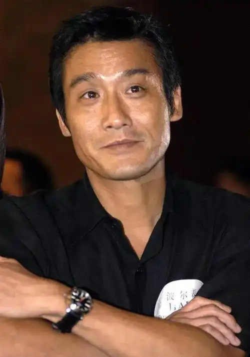 梁家辉:一个多才多艺的全能演员