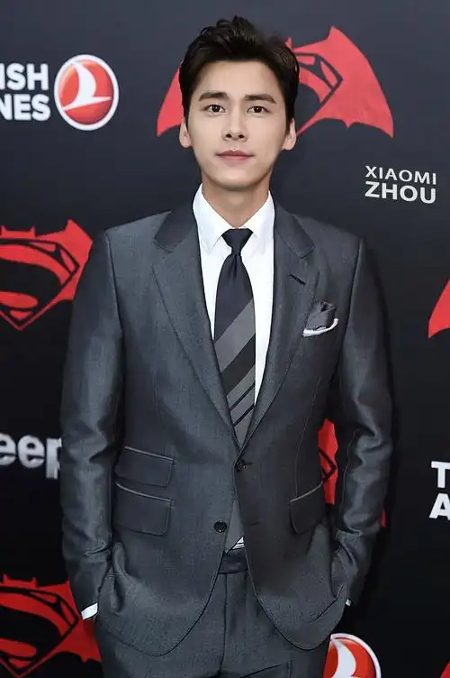 李易峰西装风尚大赏