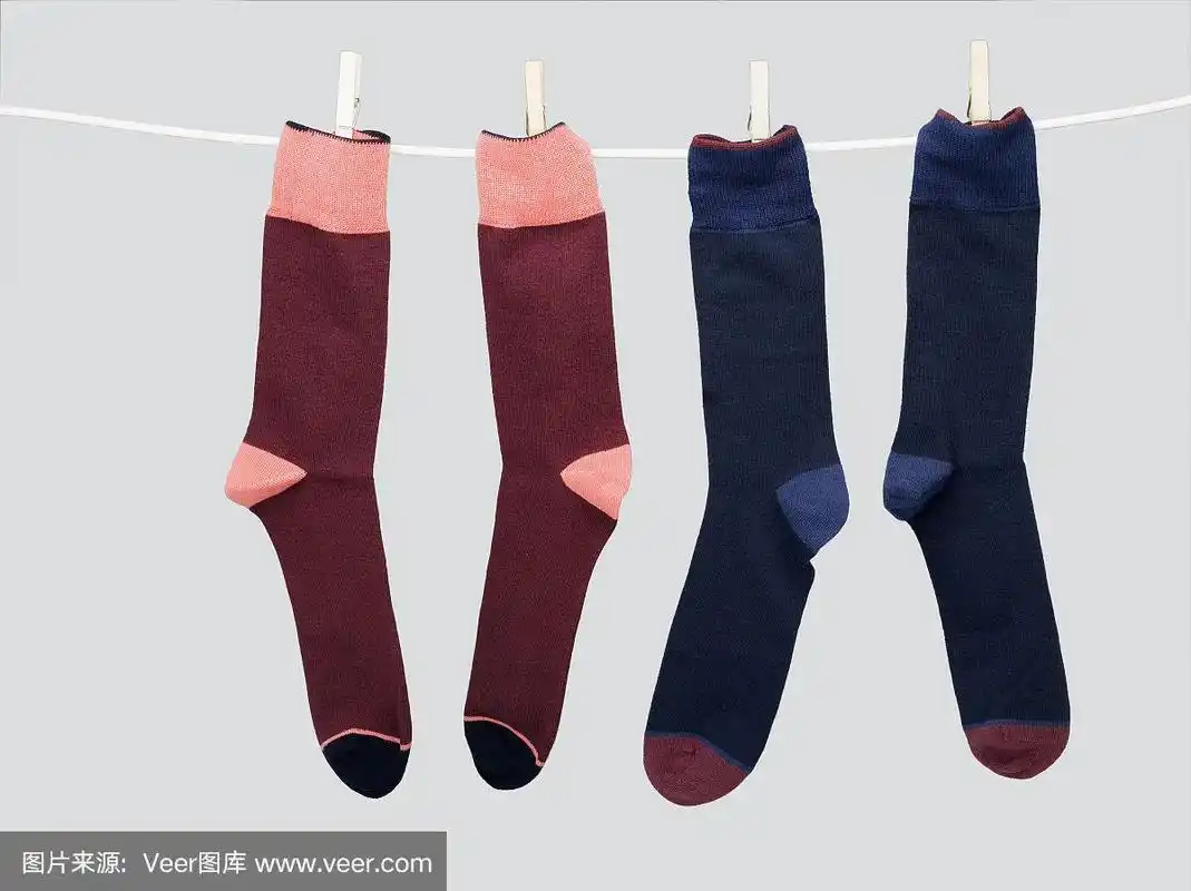 两双袜子