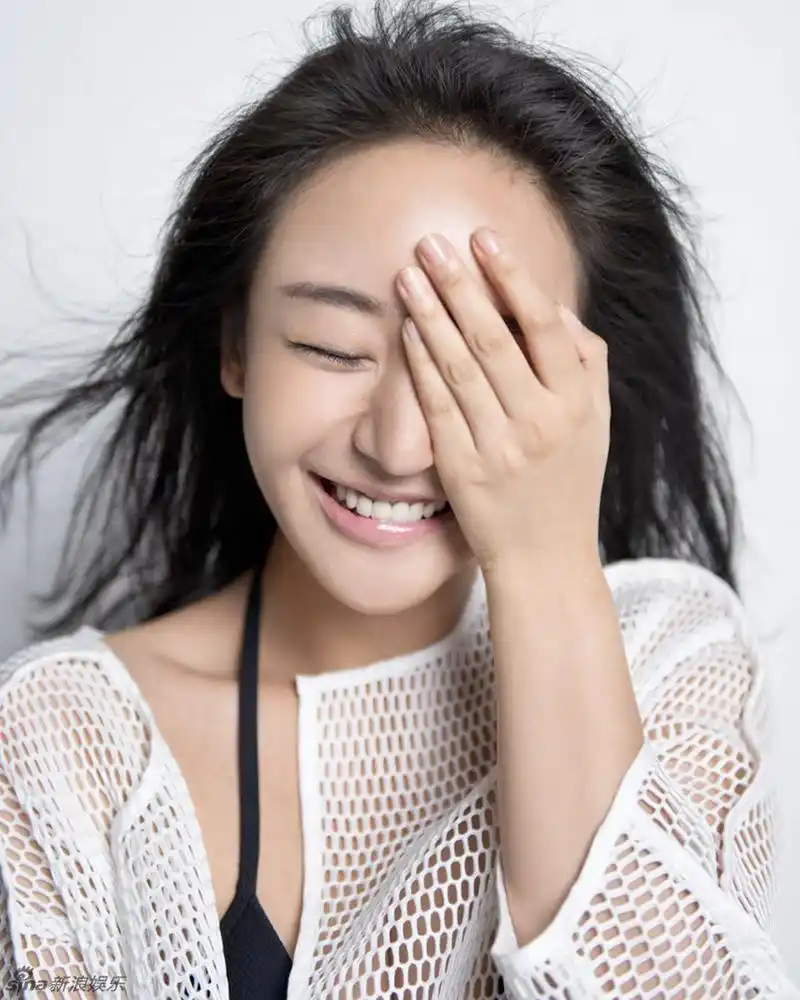 组图:姜尘写真清凉魅惑 比基尼上阵玩混搭_高清图集_新浪网