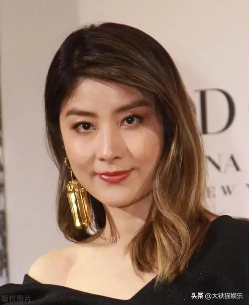 6位方脸女星告诉你,国字脸才真扛老