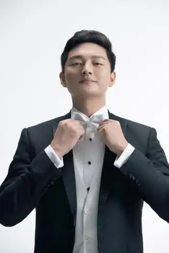 国民大生活发布会男高音王凯献唱我的太阳