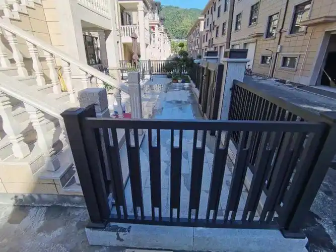 铝艺护栏楼梯扶手厂家直销