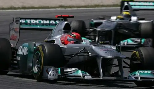 大众车队:看这组赛车图,f1是工业的杰作,这就是速度