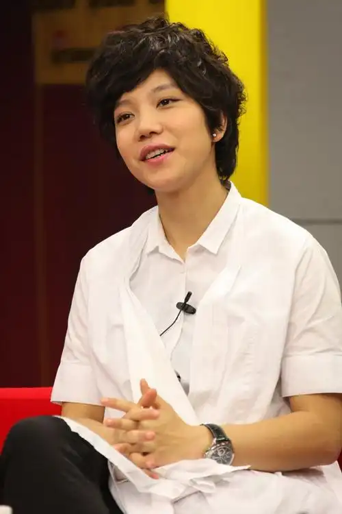 图文李霄云做客聊新专辑李霄云清唱习惯