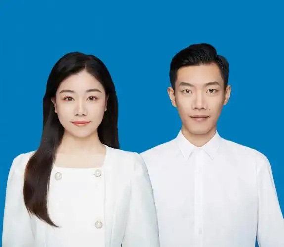 情侣蓝底证件照