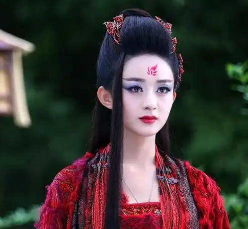 图赵丽颖花千骨妖神剧照美艳动人妖媚小骨开启反虐模式