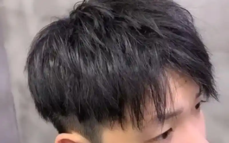 【男生发型】好看又好打理的微分碎盖 烟花烫 建议长度8~10cm