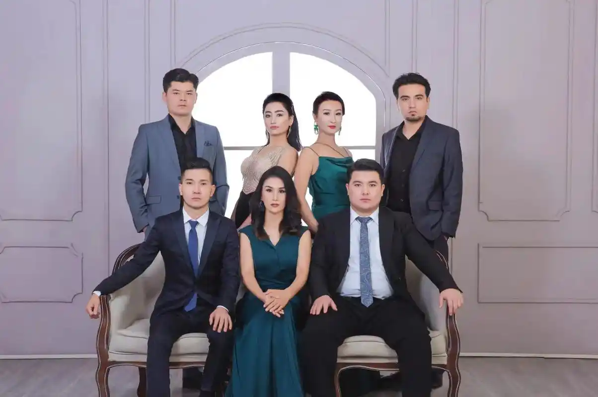 电影剧组 #团队照片合影 - 抖音