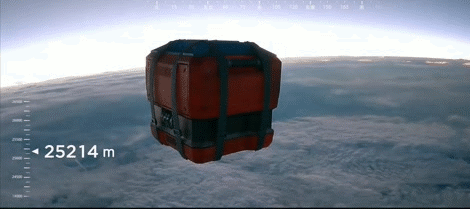 吃鸡时如何准确计算出空投箱的位置