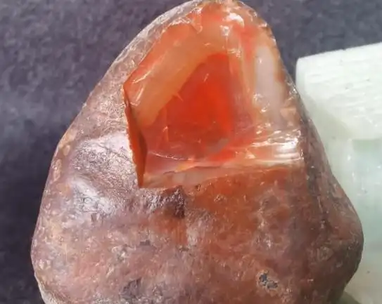 南红玛瑙原石图片及价格,欣赏,鉴别!-酷石头