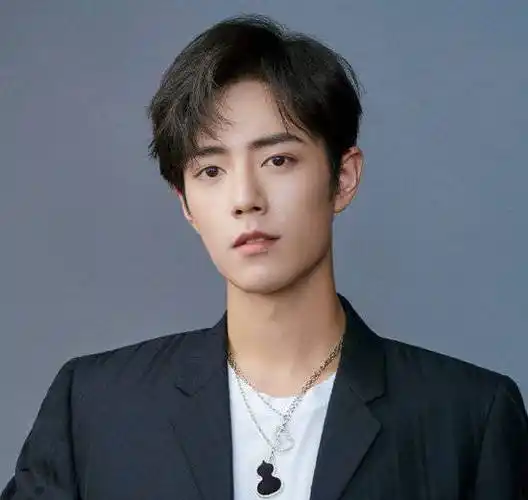 男星三七分发型谁最帅肖战乖巧中透着叛逆