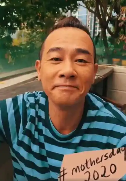 陈小春再得一子,应采儿发文晒一家四口照片,jasper升级当哥